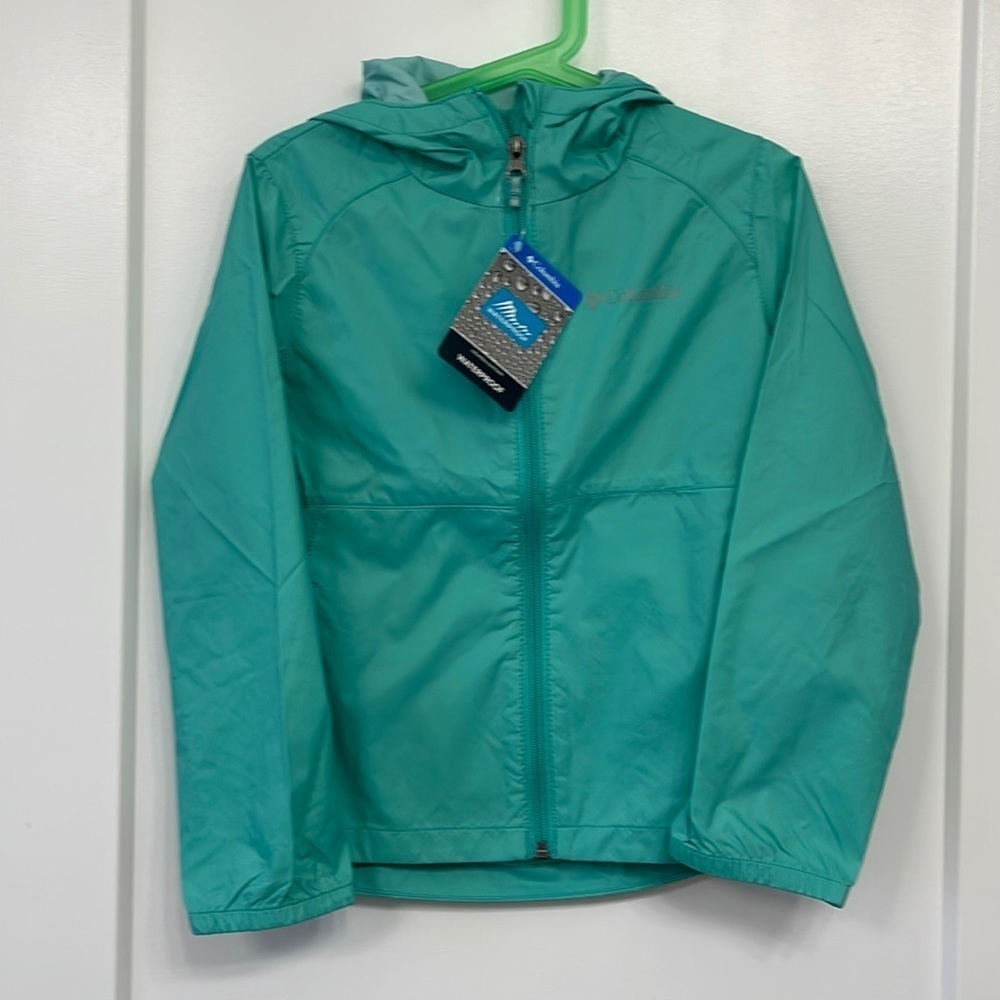 COLUMBIA TEAL NEW RAINCOAT size extra small. (6-6x)